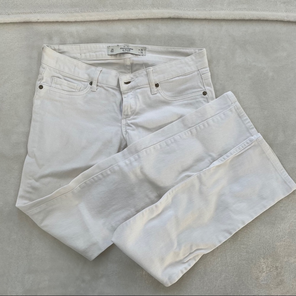 Abercrombie & Fitch White Jeans 26 regular